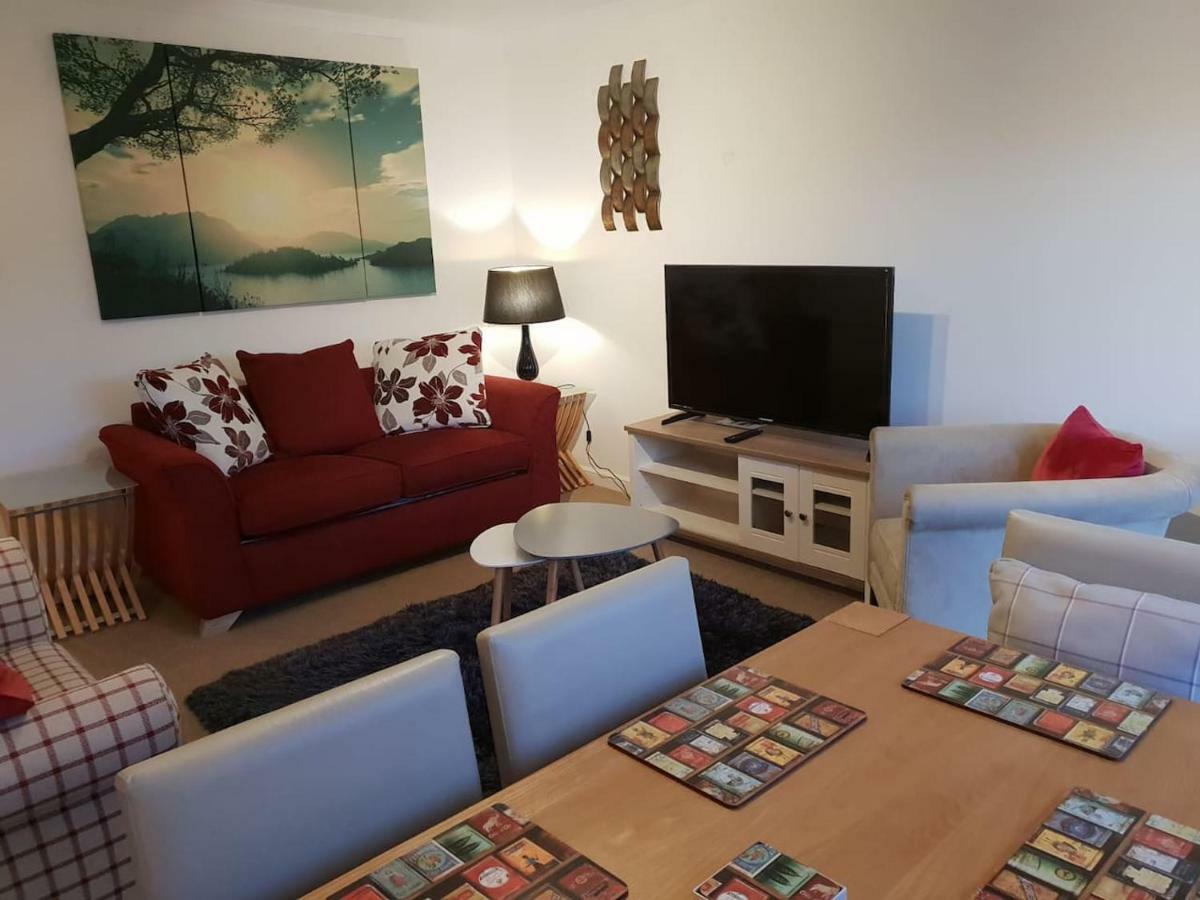 Chic Flat At Hairmyres Hospital & Train Station Διαμέρισμα East Kilbride Εξωτερικό φωτογραφία