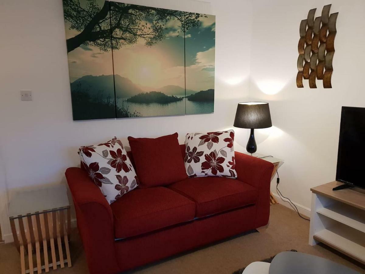 Chic Flat At Hairmyres Hospital & Train Station Διαμέρισμα East Kilbride Εξωτερικό φωτογραφία