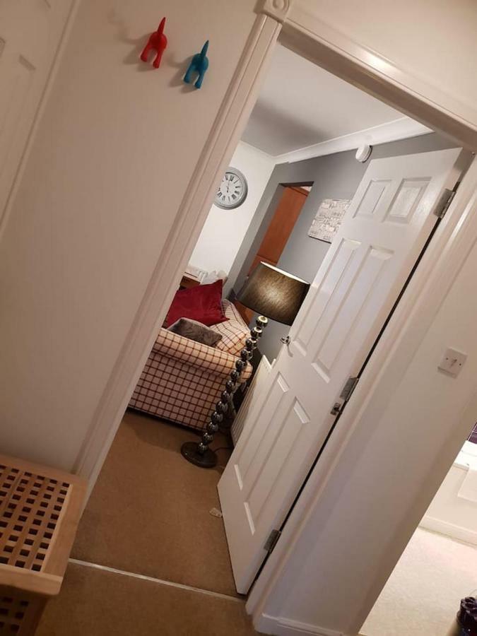 Chic Flat At Hairmyres Hospital & Train Station Διαμέρισμα East Kilbride Εξωτερικό φωτογραφία