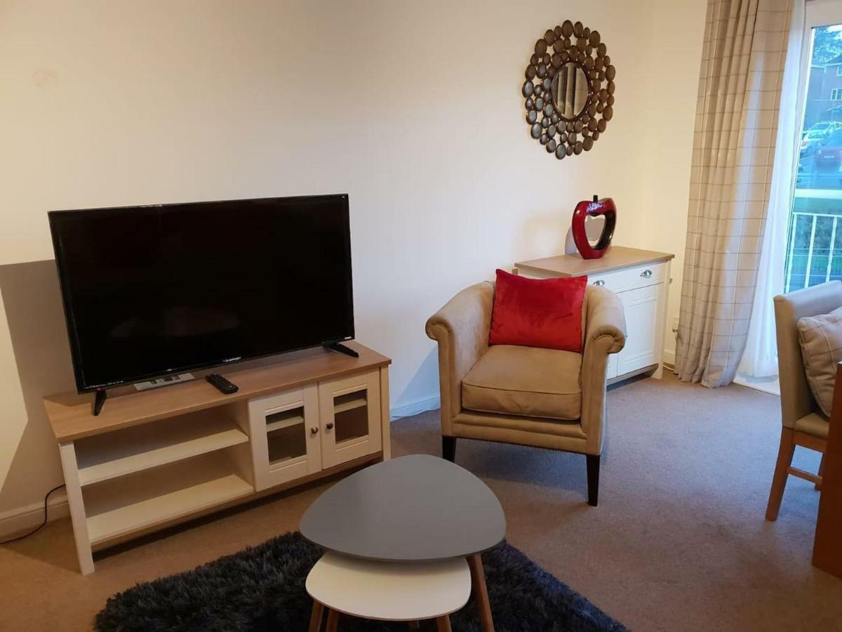 Chic Flat At Hairmyres Hospital & Train Station Διαμέρισμα East Kilbride Εξωτερικό φωτογραφία